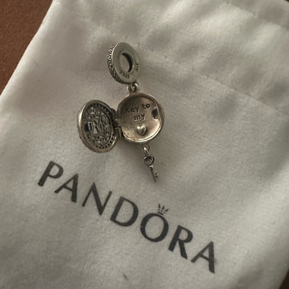 Pandora Gorgeous Regal Love "Key to My Heart" Locket Pendant